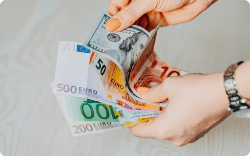 Spendings vs Earnings: Achieving the Right Balance